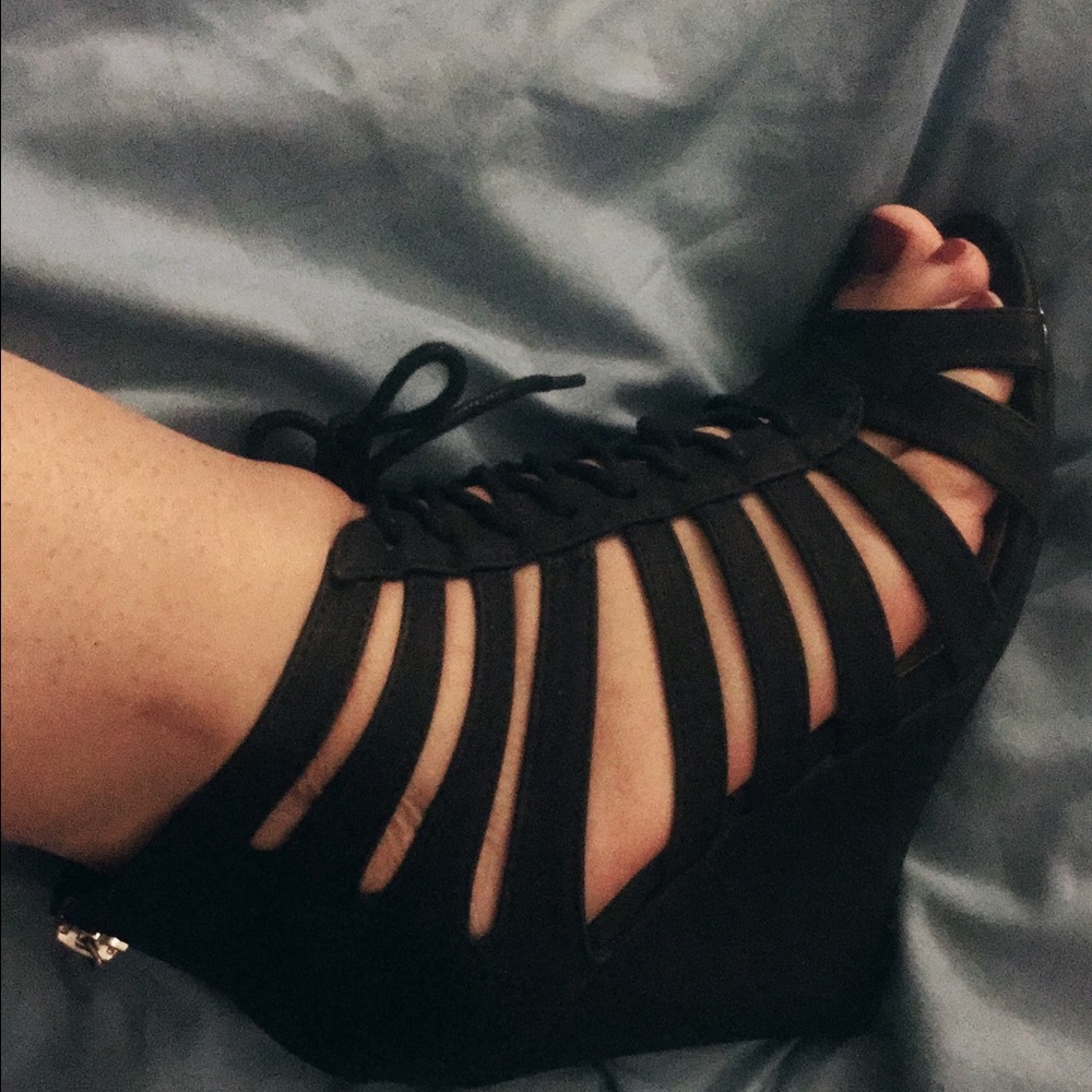 Bamboo cage heels